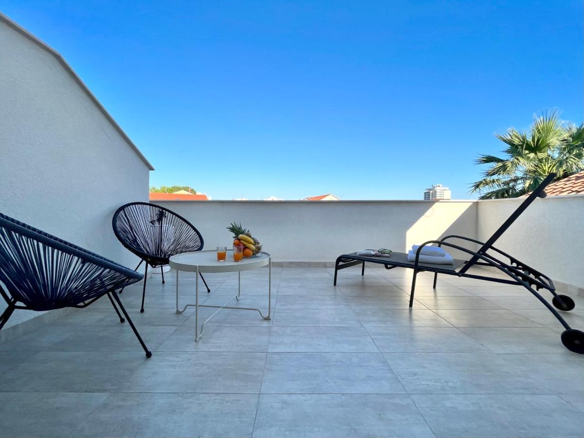 Apartments And Rooms Matesa Vodice Exterior photo