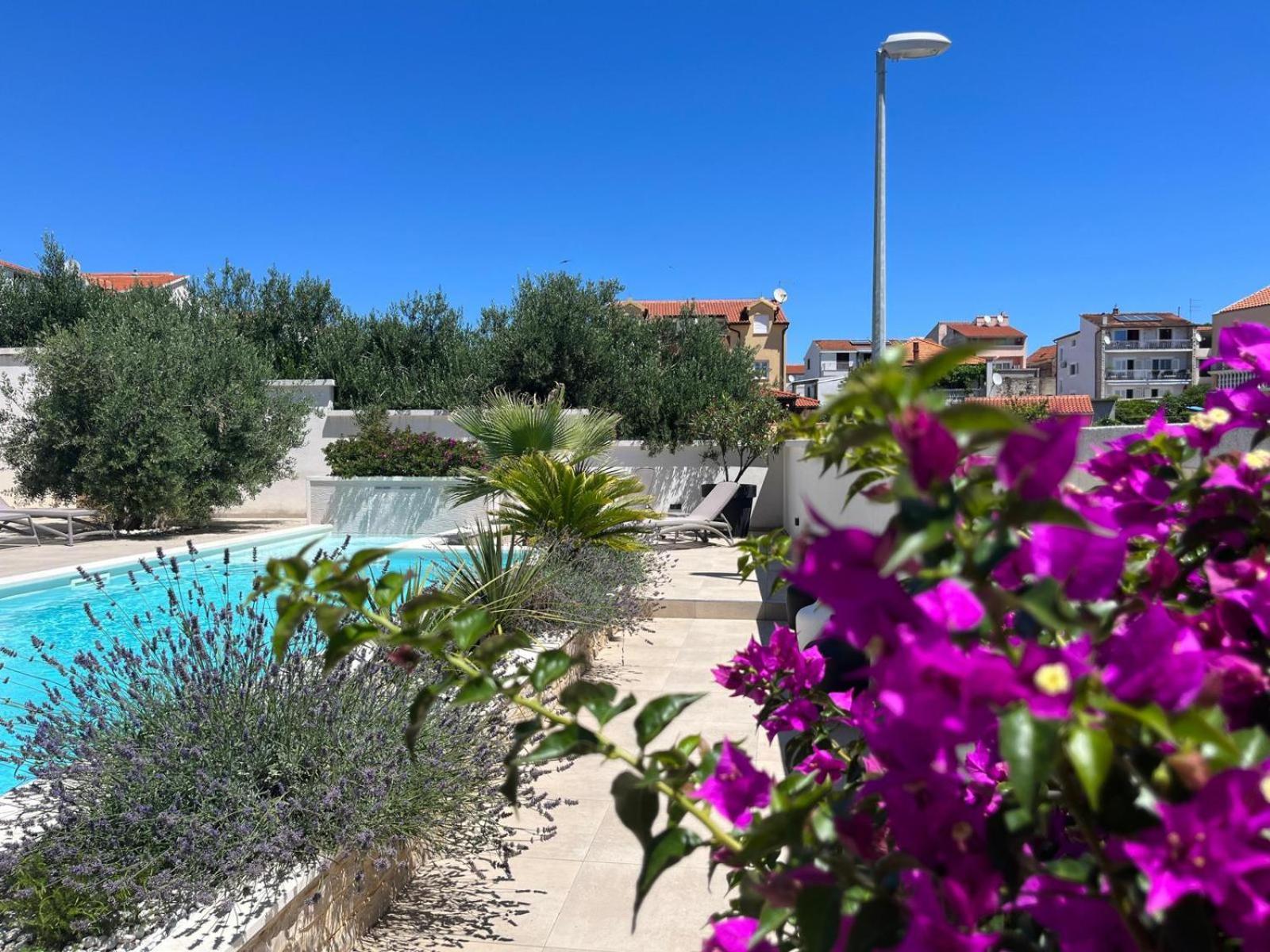Apartments And Rooms Matesa Vodice Exterior photo